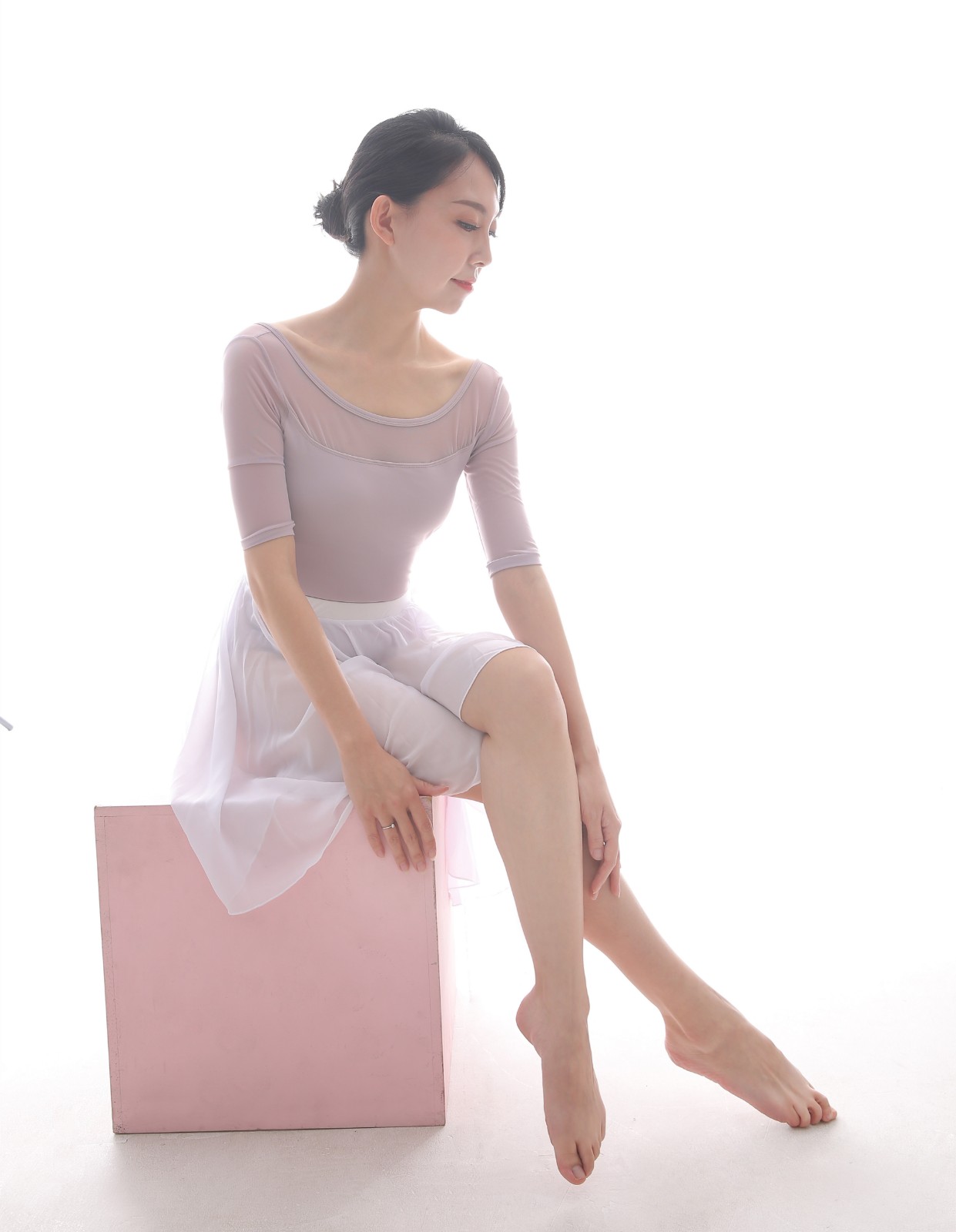 马静,金牌讲师,中国舞专业教师,主要授课为基本功训练,技术技巧,古典